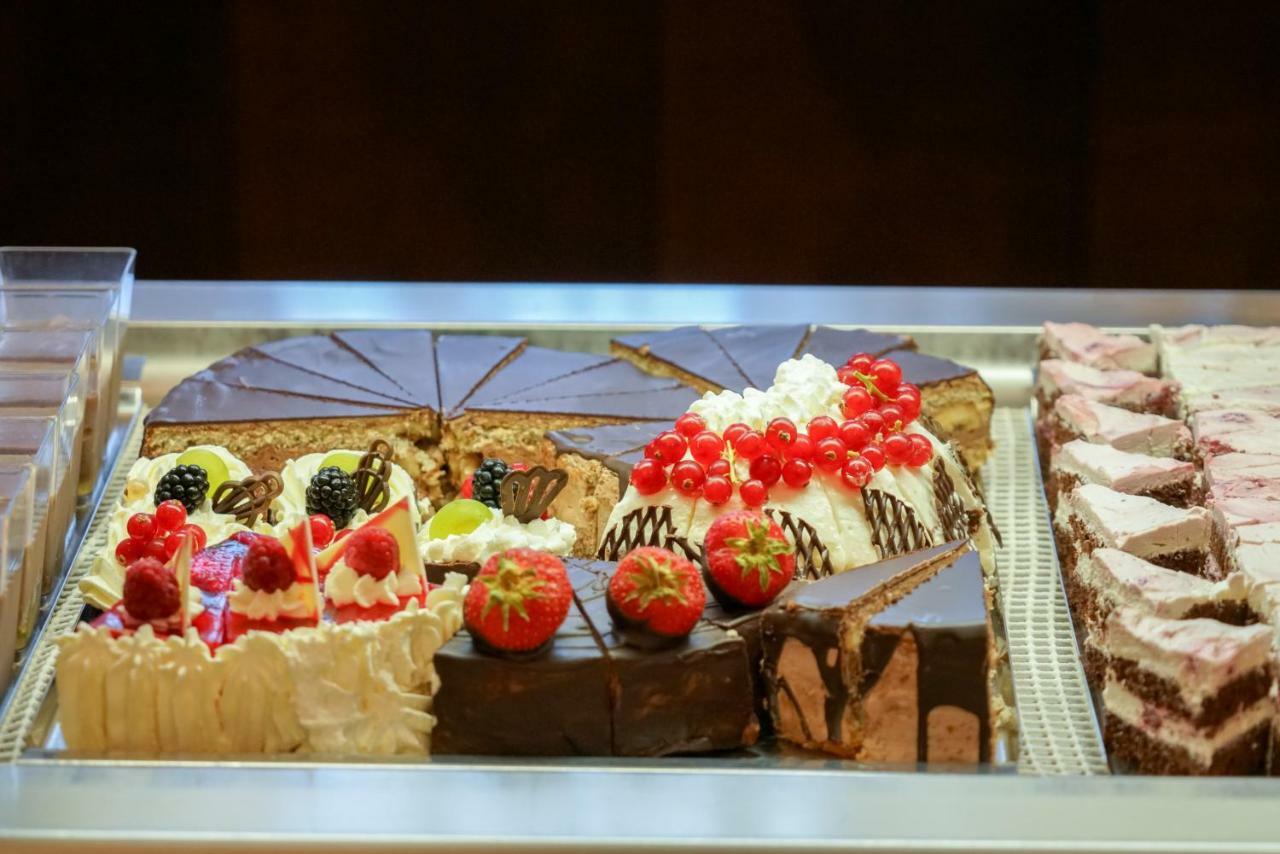 Grand Hotel Bellevue Vysoke Tatry Luaran gambar