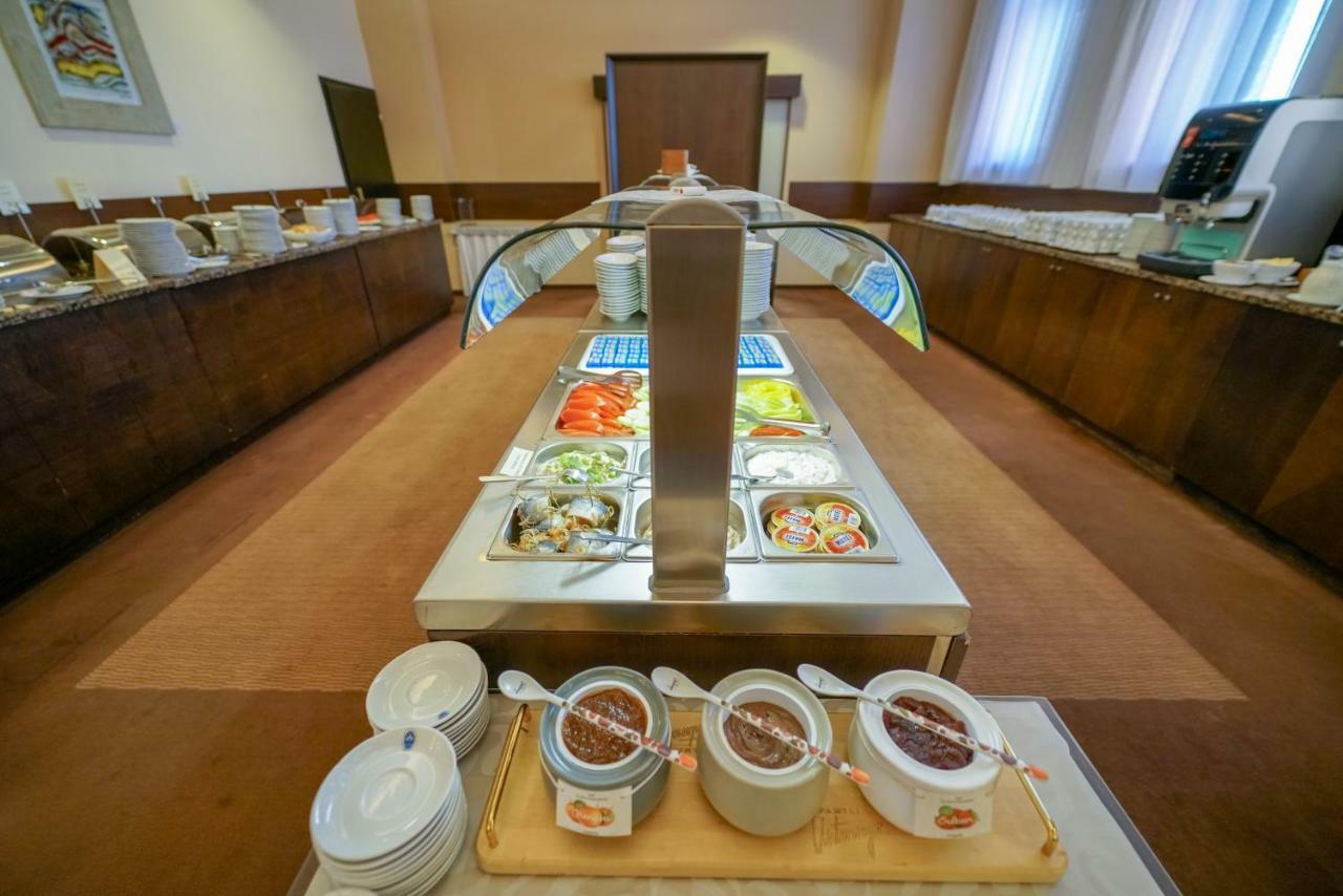 Grand Hotel Bellevue Vysoke Tatry Luaran gambar